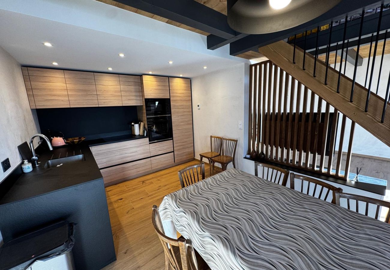 Chalet in Hauteluce - Chalet