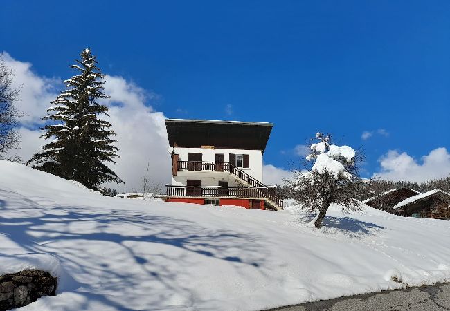 Apartment in Notre-Dame-de-Bellecombe - Flat