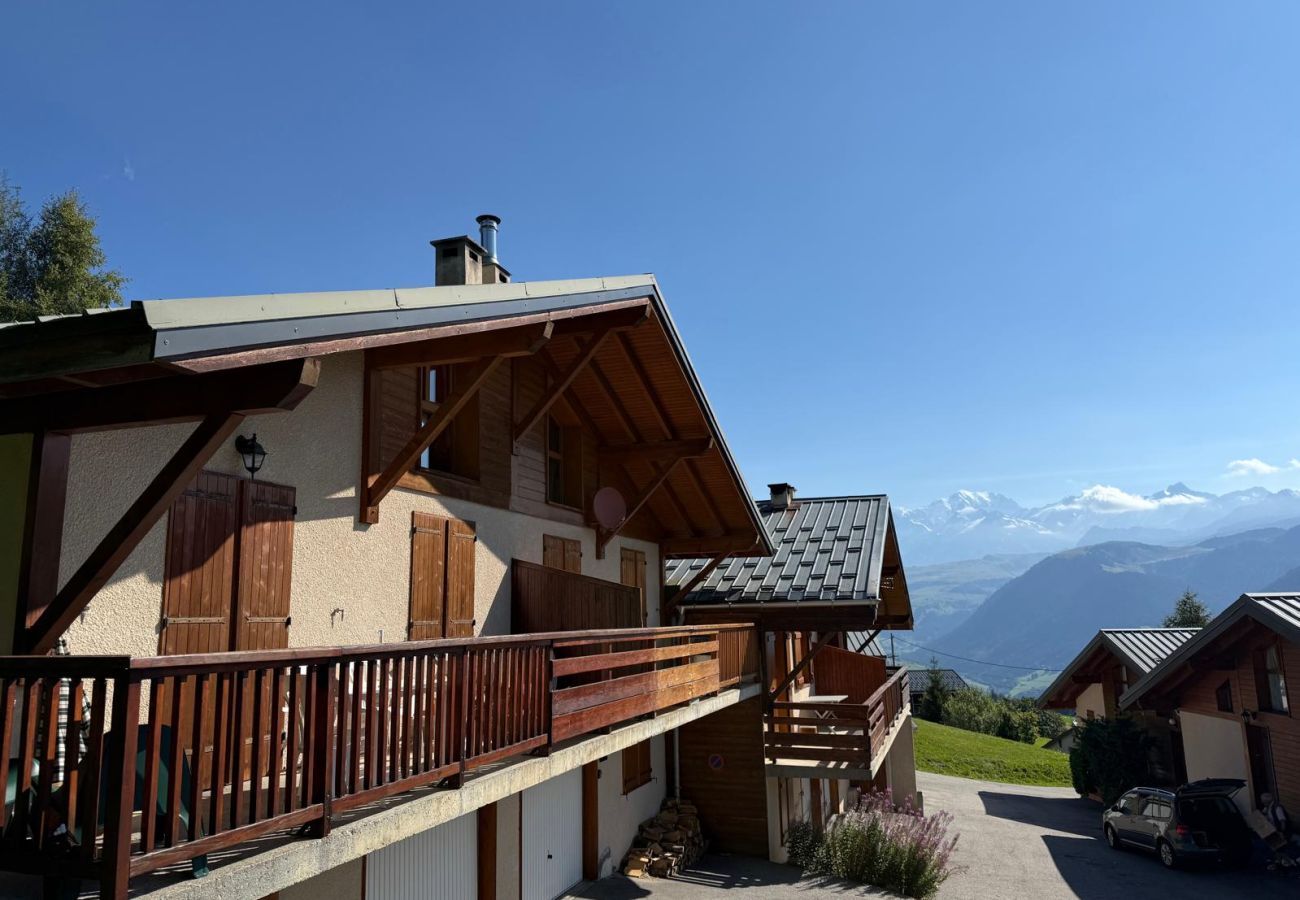 Chalet in Hauteluce - Les saisies : great accomodation