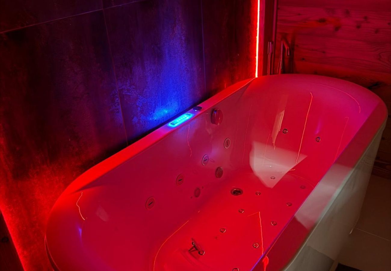 Chalet in Hauteluce - Amazing chalet Les saisies