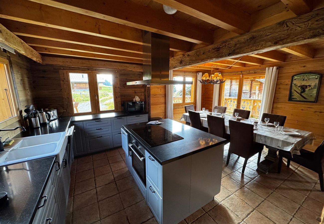 Chalet in Hauteluce - Amazing chalet Les saisies
