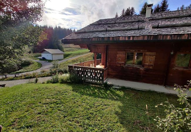 Chalet à Hauteluce - Les Saisies : superbe chalet mitoyen entrée station Chalet à Hauteluce - Les Saisies : superbe chalet mitoyen entrée station