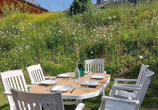 Chalet à Hauteluce - Les Saisies : superbe chalet mitoyen entrée station Chalet à Hauteluce - Les Saisies : superbe chalet mitoyen entrée station