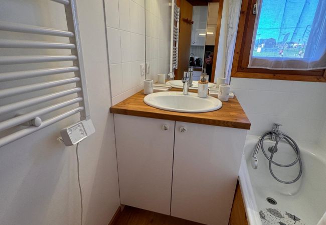 Appartement à Hauteluce -  Les Saisies : Appartement rénové à 50 m de  ESF Appartement à Hauteluce -  Les Saisies : Appartement rénové à 50 m de  ESF