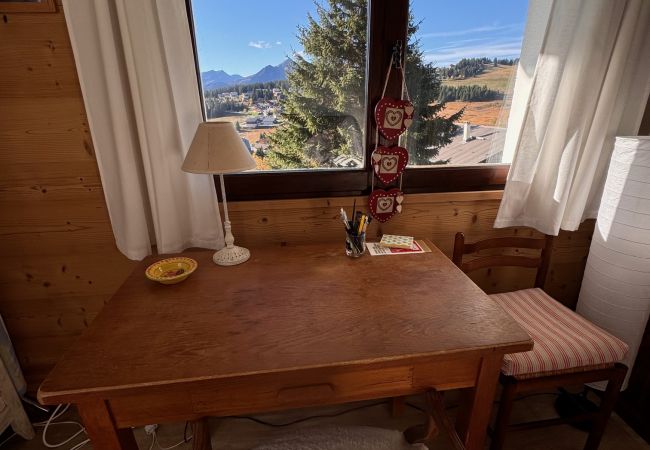 Appartement à Hauteluce - Les saisies : lumineux appartement proche des pistes ! Appartement à Hauteluce - Les saisies : lumineux appartement proche des pistes !