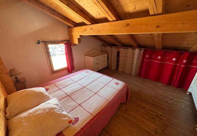 Chalet à Hauteluce - Les Saisies : superbe chalet face aux pistes Chalet à Hauteluce - Les Saisies : superbe chalet face aux pistes