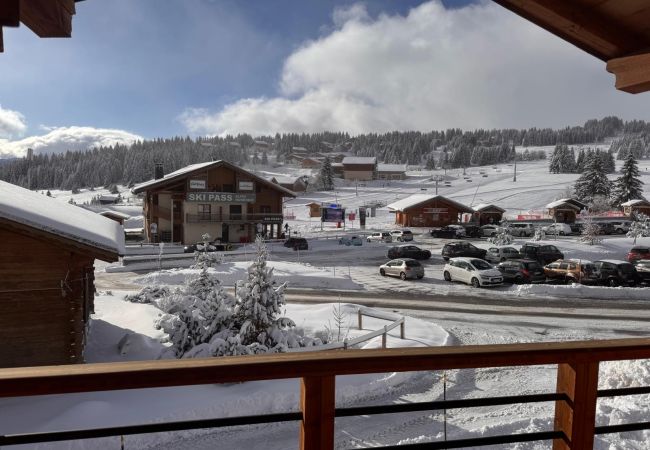 Chalet à Hauteluce - Les Saisies : superbe chalet face aux pistes Chalet à Hauteluce - Les Saisies : superbe chalet face aux pistes