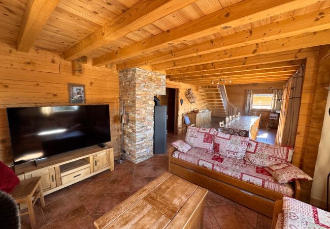 Chalet à Hauteluce - Les Saisies : superbe chalet face aux pistes Chalet à Hauteluce - Les Saisies : superbe chalet face aux pistes