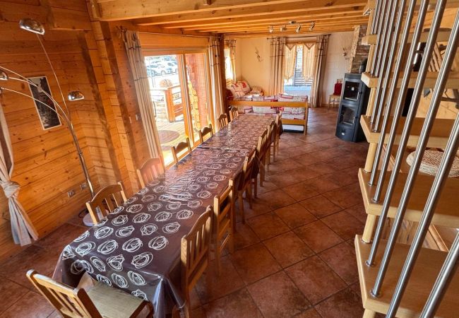 Chalet à Hauteluce - Les Saisies : superbe chalet face aux pistes Chalet à Hauteluce - Les Saisies : superbe chalet face aux pistes