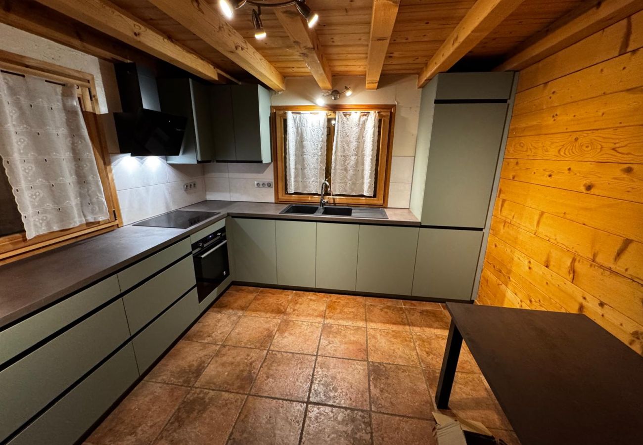 Chalet à Hauteluce - Les Saisies : superbe chalet face aux pistes