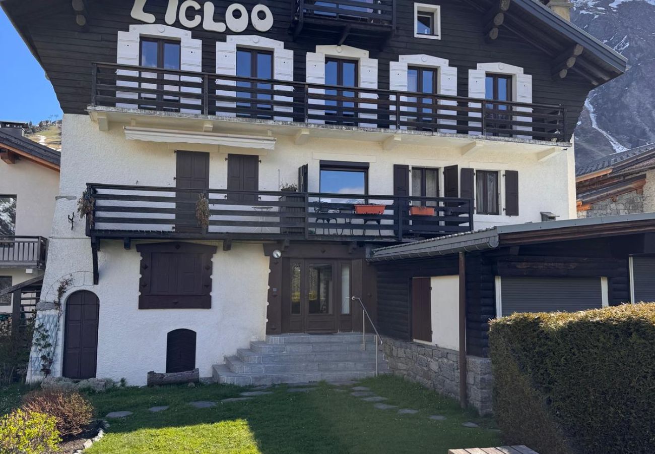 Appartement à Chamonix-Mont-Blanc - Appartement typique dans le hameau du Tour