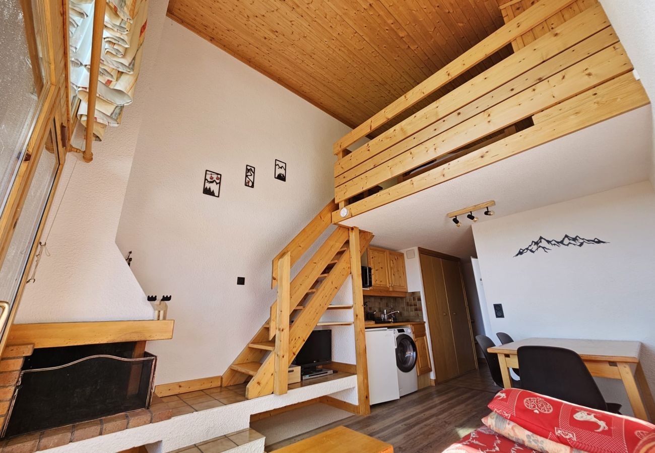 Appartement à Hauteluce - Les Saisies :charmant appartement 6 pers. Plein centre, au calme & proche pistes