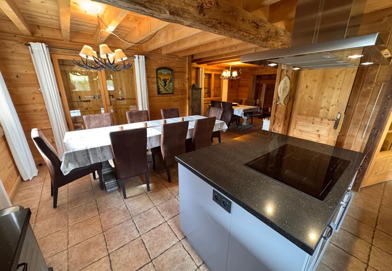 Chalet à Hauteluce - Les Saisies : luxueux chalet 12 pers. à 800 m des pistes 