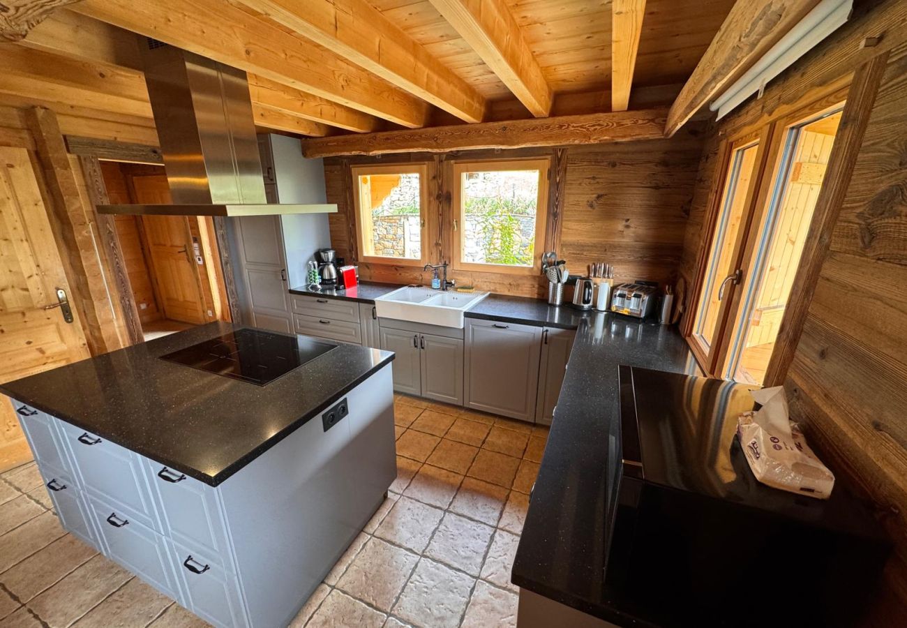 Chalet à Hauteluce - Les Saisies : luxueux chalet 12 pers. à 800 m des pistes 