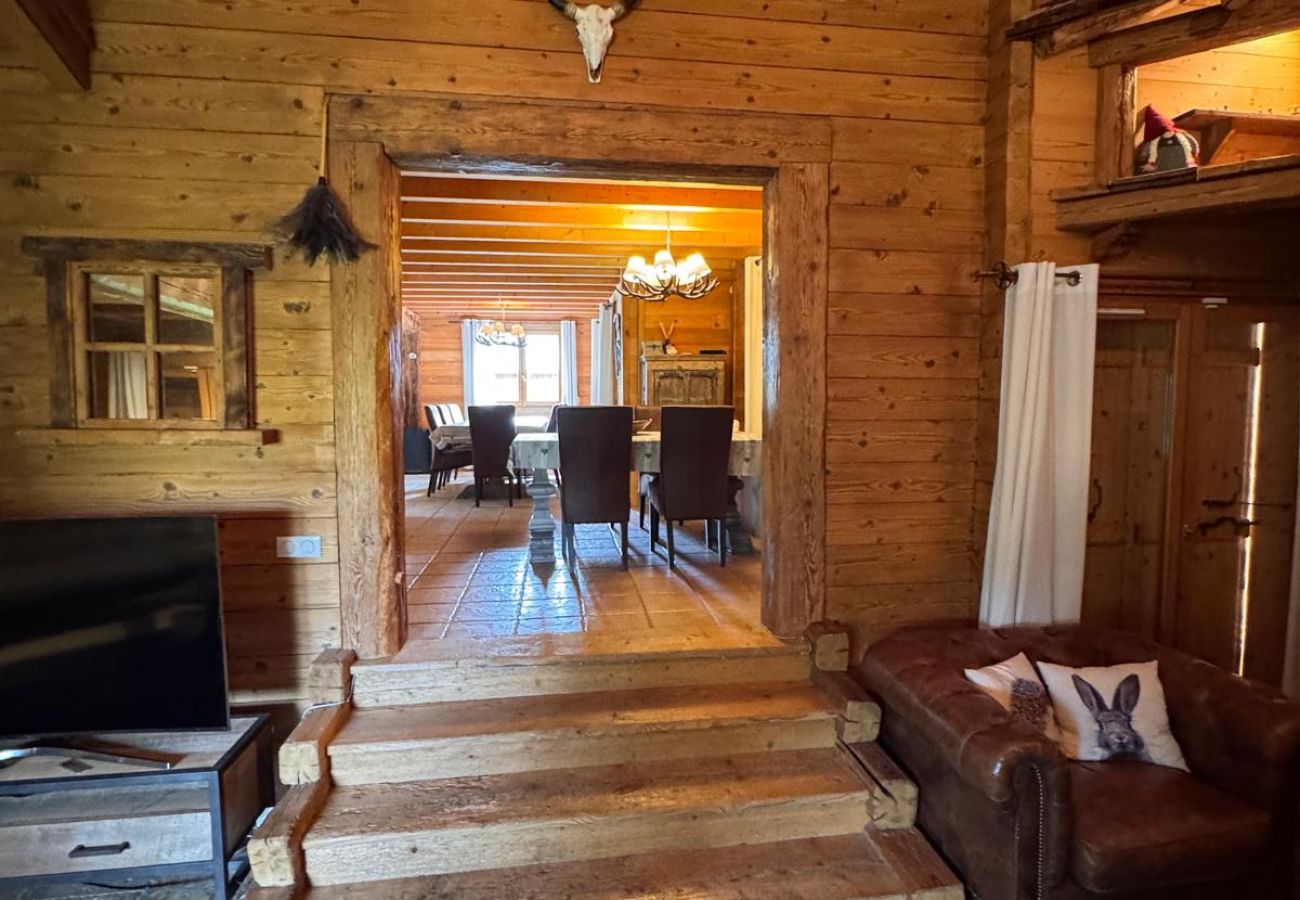 Chalet à Hauteluce - Les Saisies : luxueux chalet 12 pers. à 800 m des pistes 