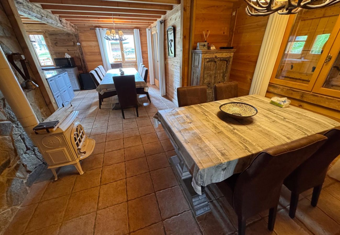 Chalet à Hauteluce - Les Saisies : luxueux chalet 12 pers. à 800 m des pistes 