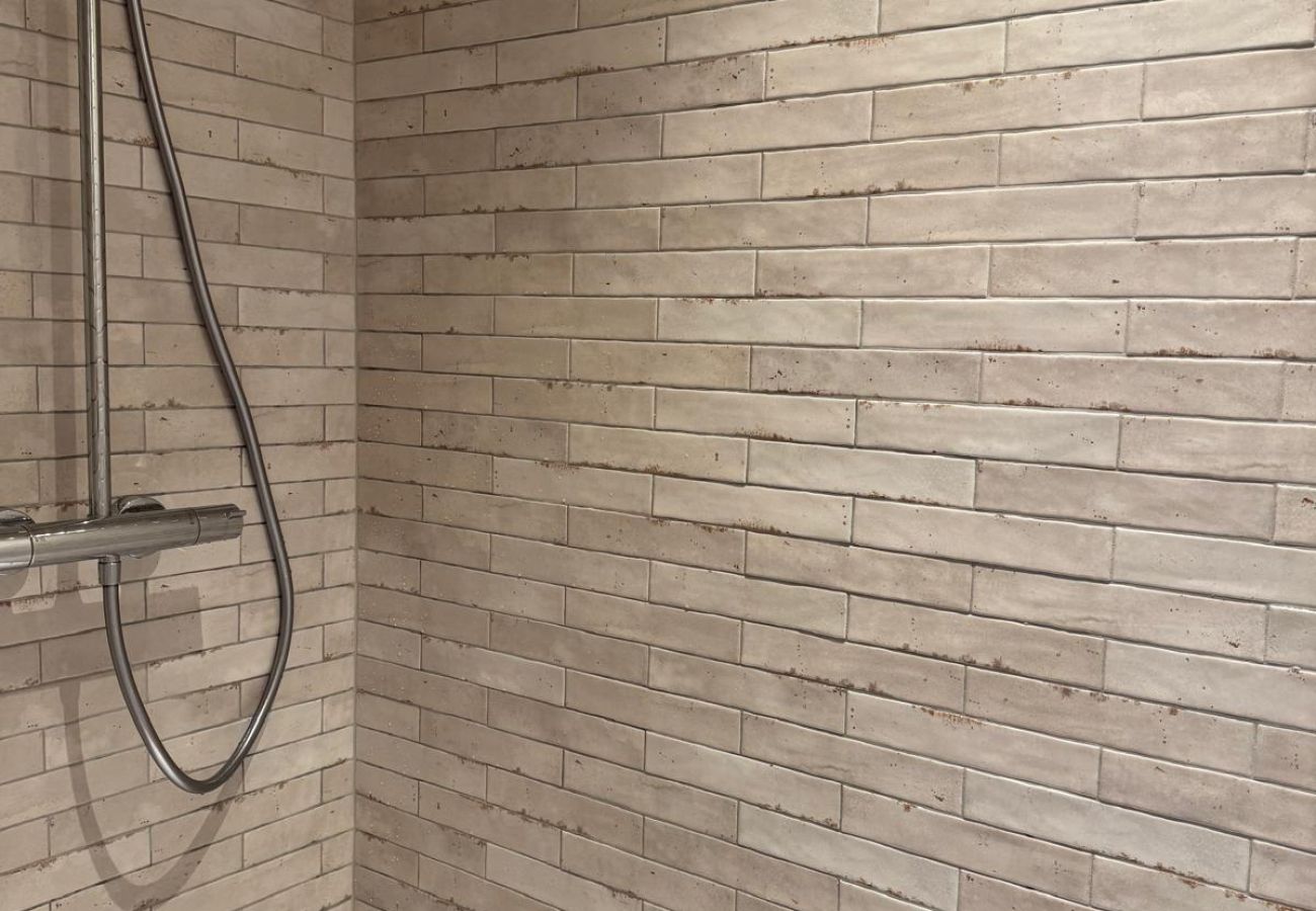 Chalet à Hauteluce - Les Saisies : Luxueux chalet face aux pistes et rdv ESF