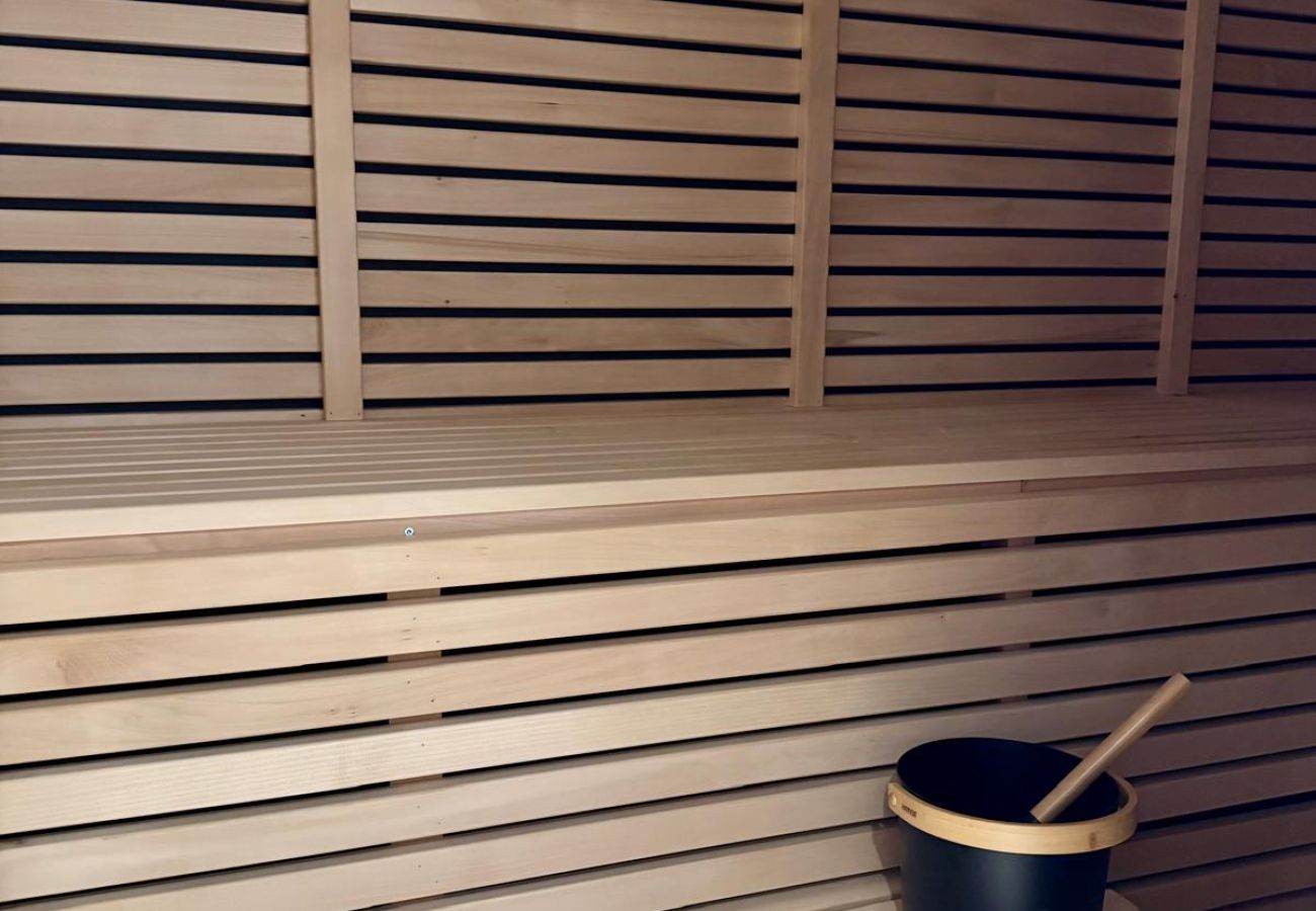 Chalet à Hauteluce - Les Saisies : Luxueux chalet face aux pistes et rdv ESF