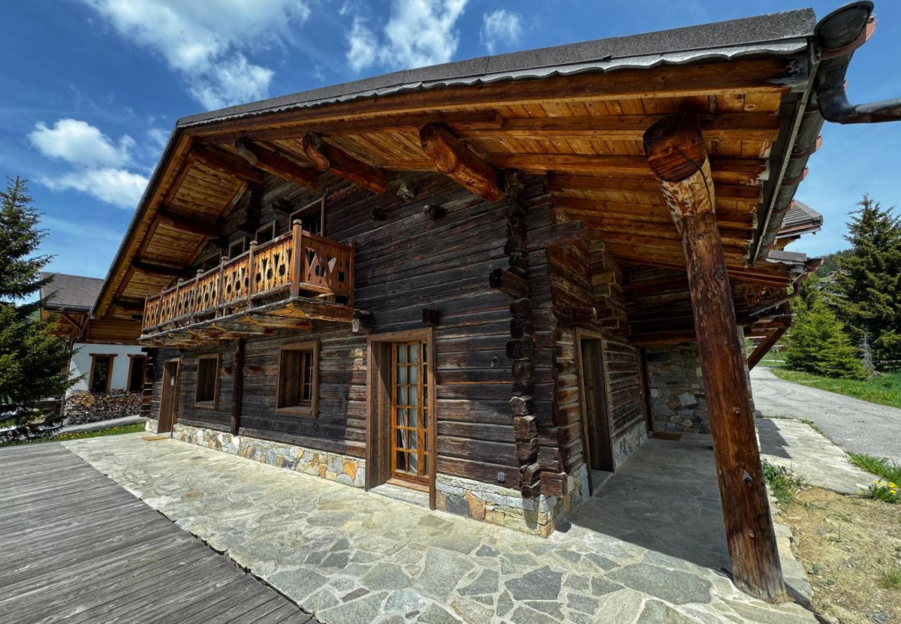 Chalet à Hauteluce - Les Saisies : Luxueux chalet face aux pistes et rdv ESF